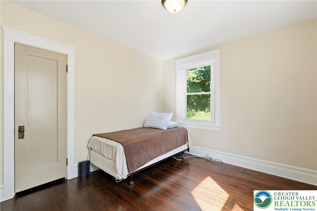 626 Scholl Avenue Property Photo 22