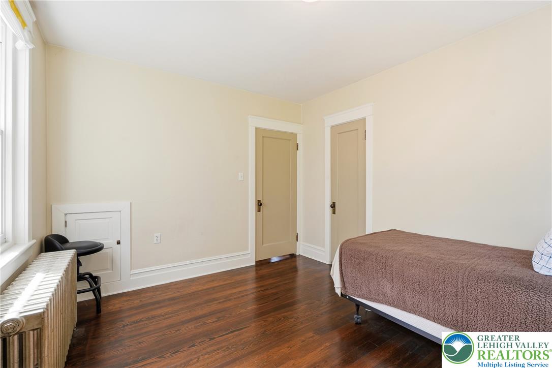 626 Scholl Avenue Property Photo 23