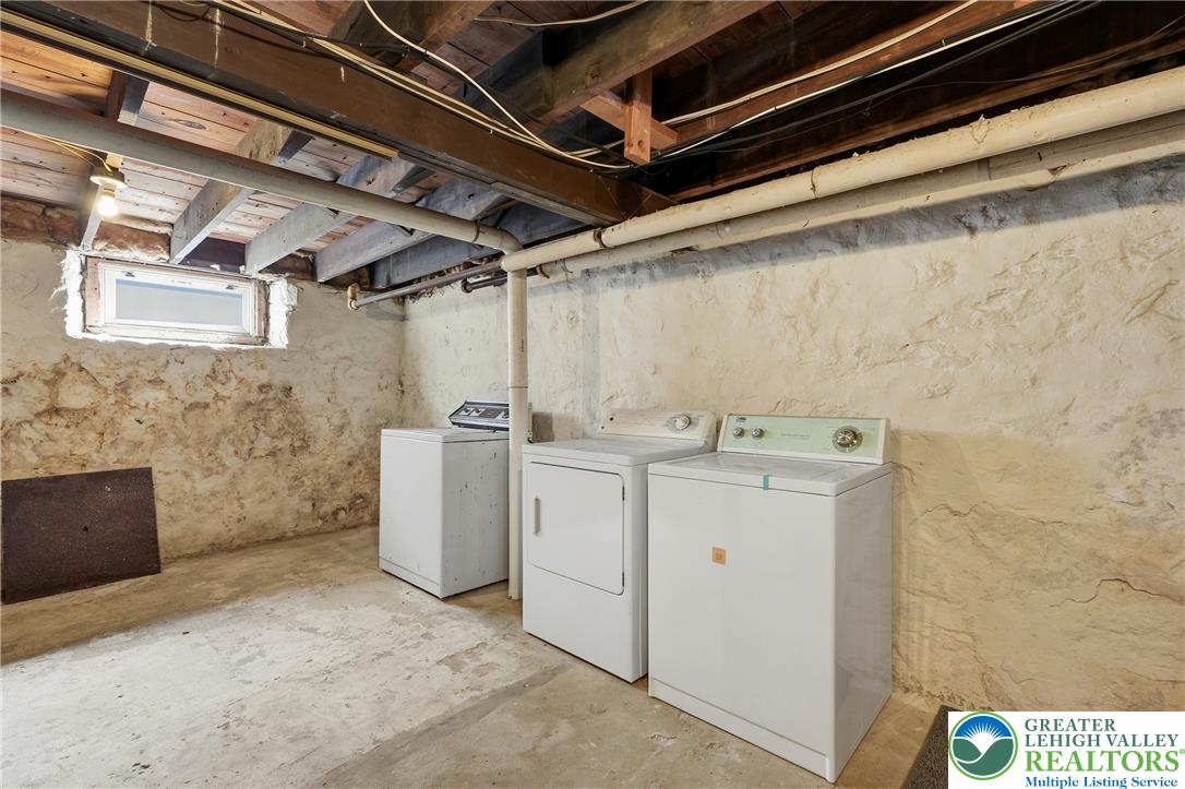 626 Scholl Avenue Property Photo 30