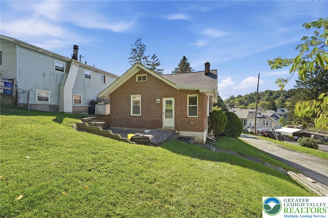 626 Scholl Avenue Property Photo 39