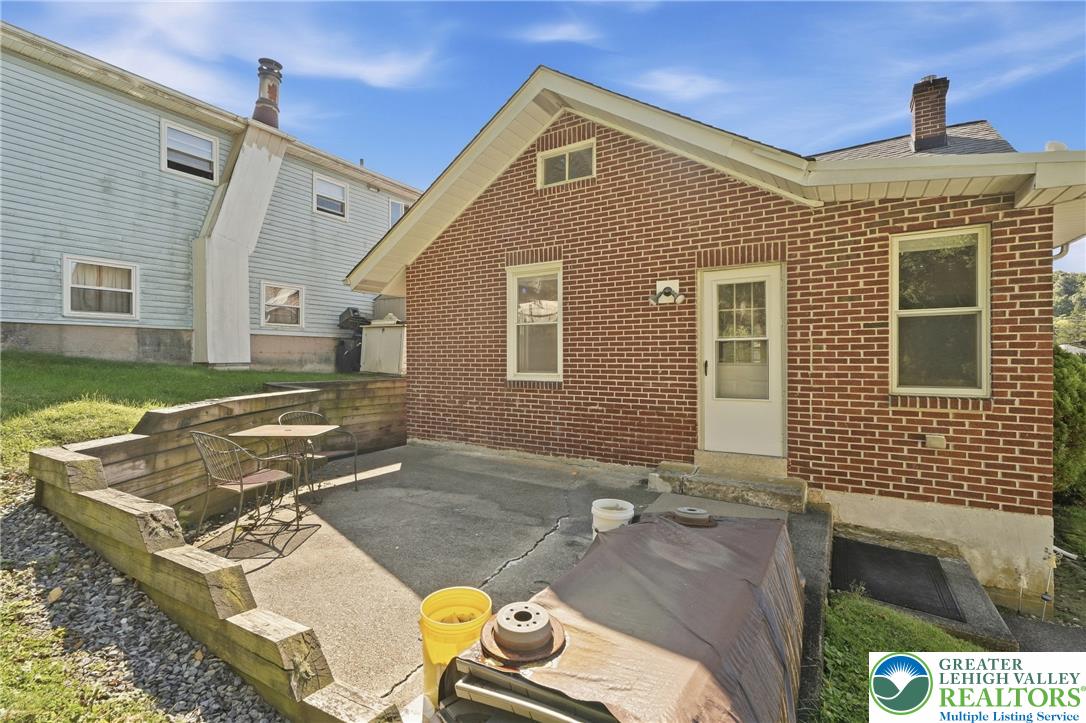 626 Scholl Avenue Property Photo 41