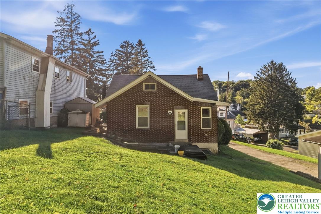 626 Scholl Avenue Property Photo 43