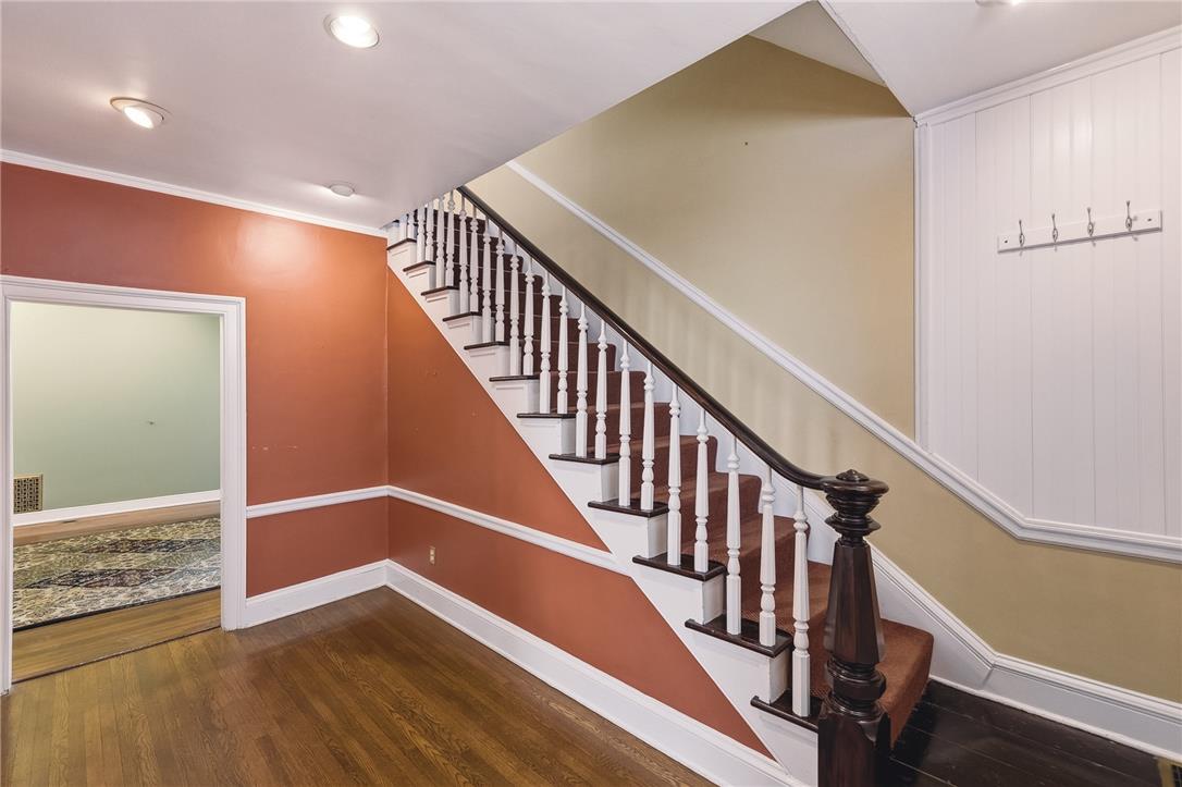 14 West Market Street Property Photo 4