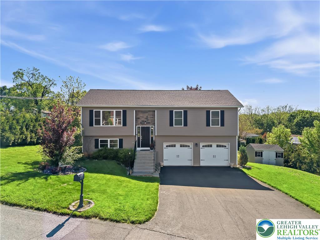 1705 2nd Street Property Photo 2