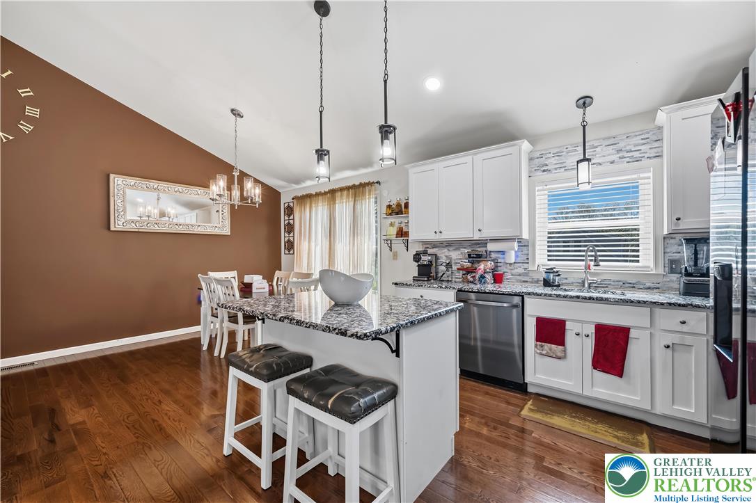 1705 2nd Street Property Photo 9
