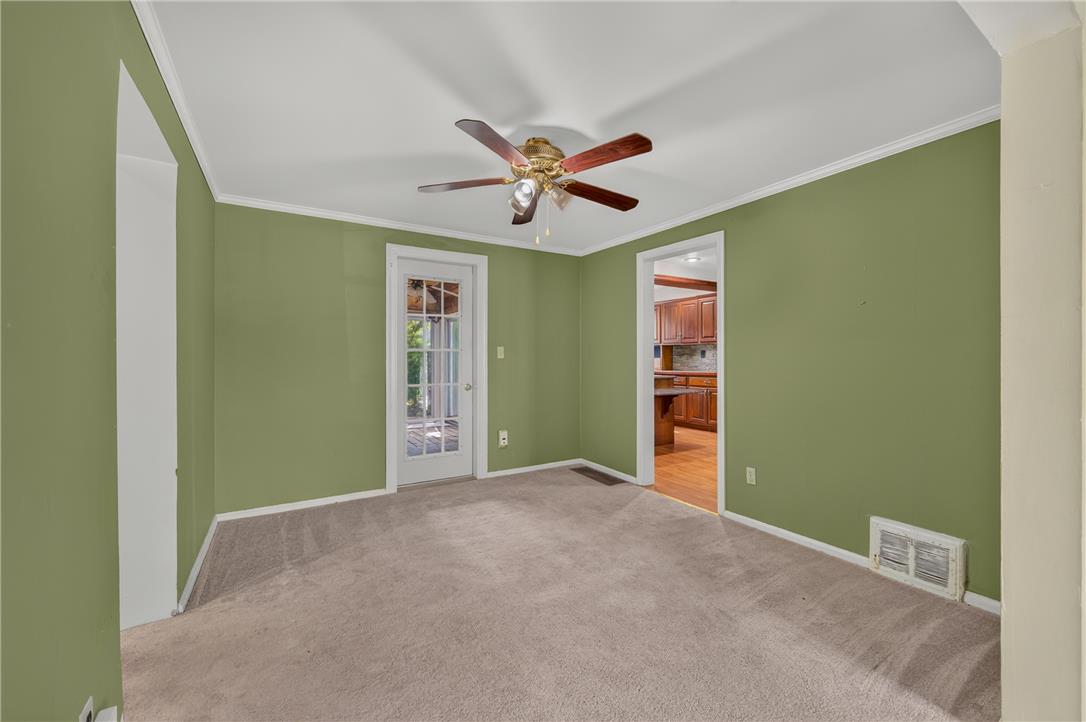 1506 Liberator Avenue Property Photo 12