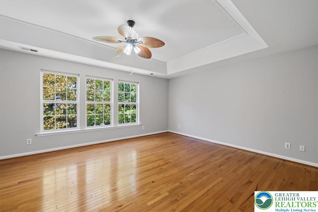 1884 Emerald Drive Property Photo 16