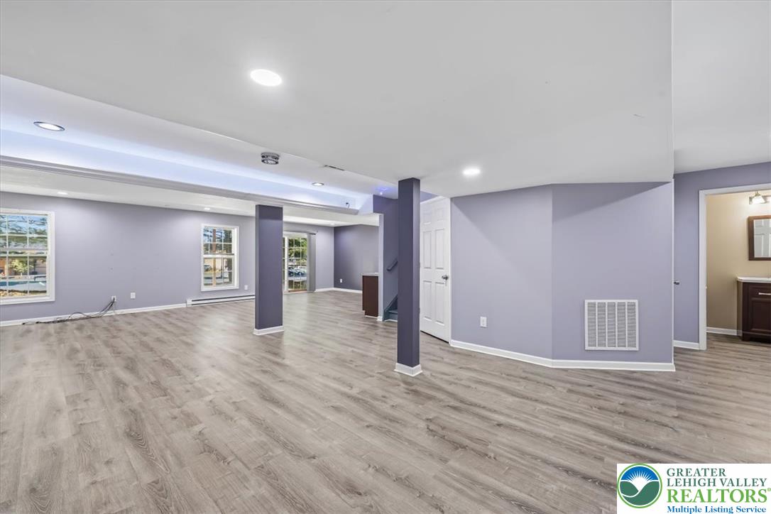 1884 Emerald Drive Property Photo 39