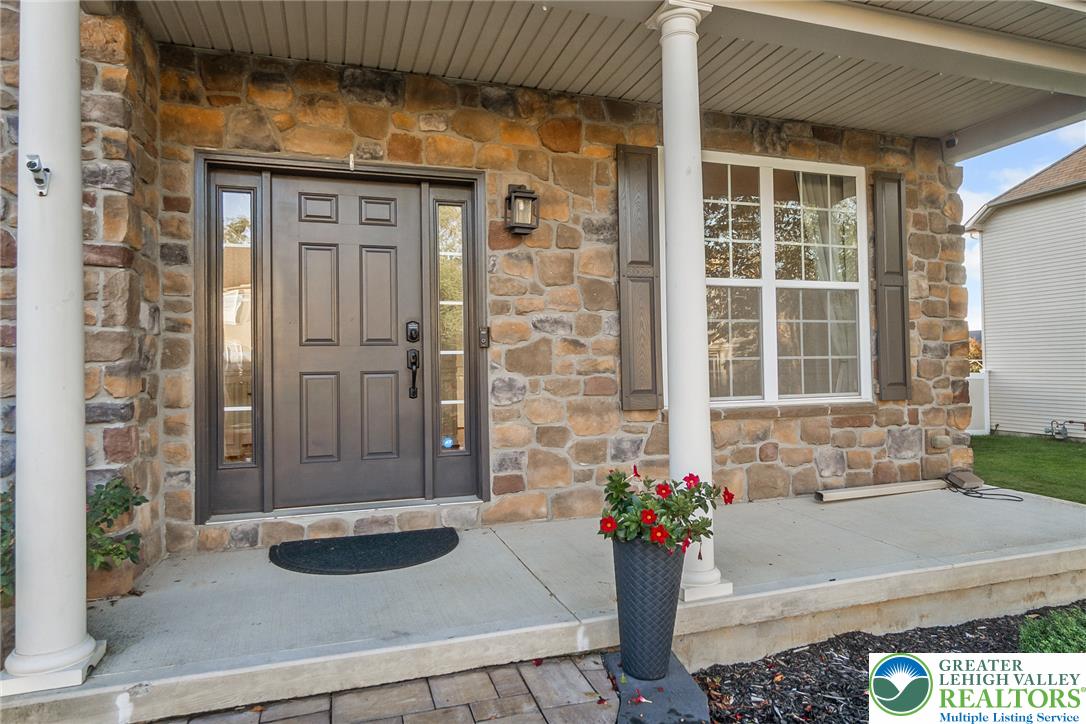 2760 Clark Place Property Photo 8