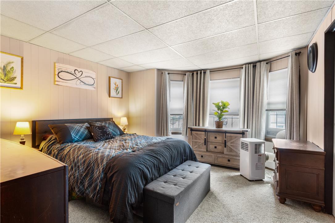 427 Selfridge Street Property Photo 12