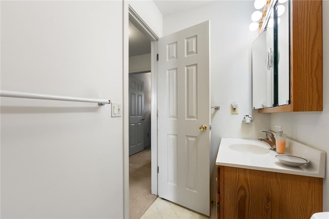 4930 Shawnee Court Property Photo 28