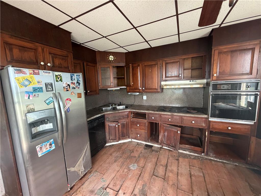 8745 Ashfield Road Property Photo 3