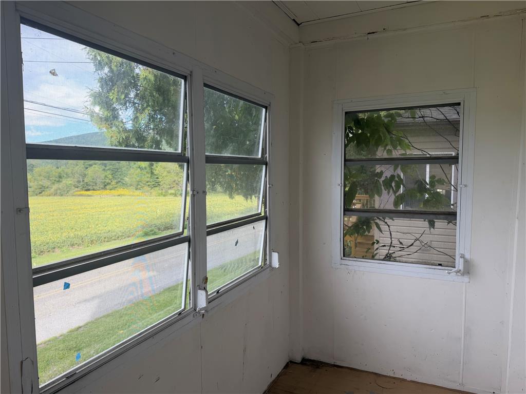 8745 Ashfield Road Property Photo 4