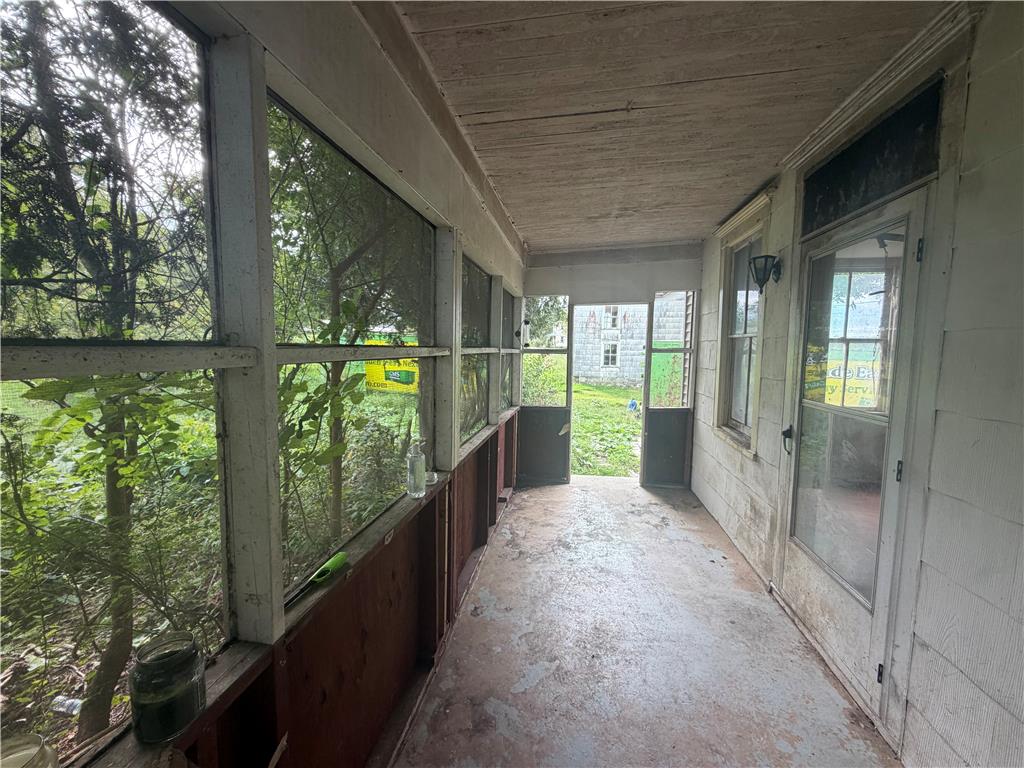8745 Ashfield Road Property Photo 6