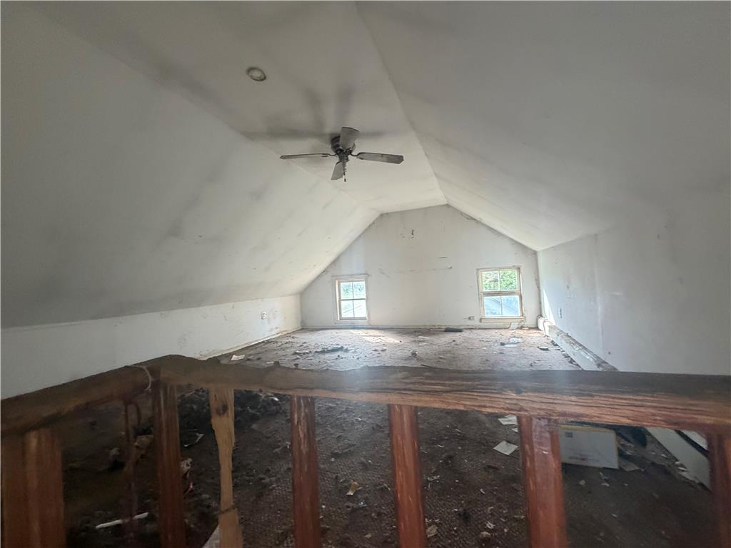 8745 Ashfield Road Property Photo 10