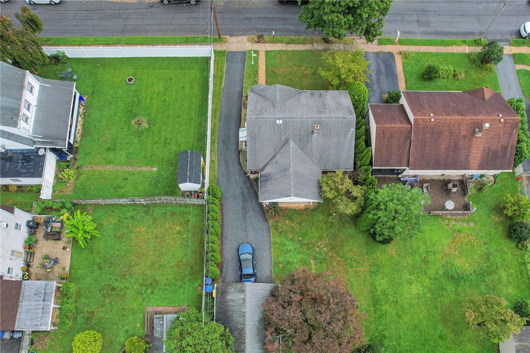 232 Sterling Street Property Photo 8