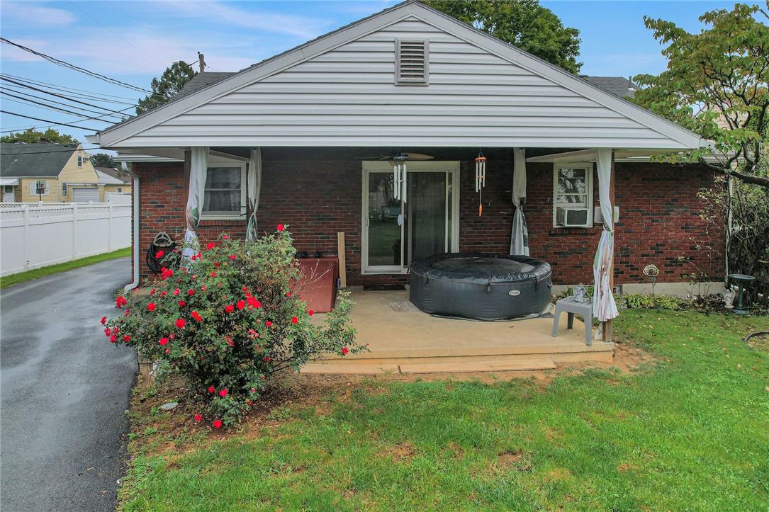 232 Sterling Street Property Photo 10