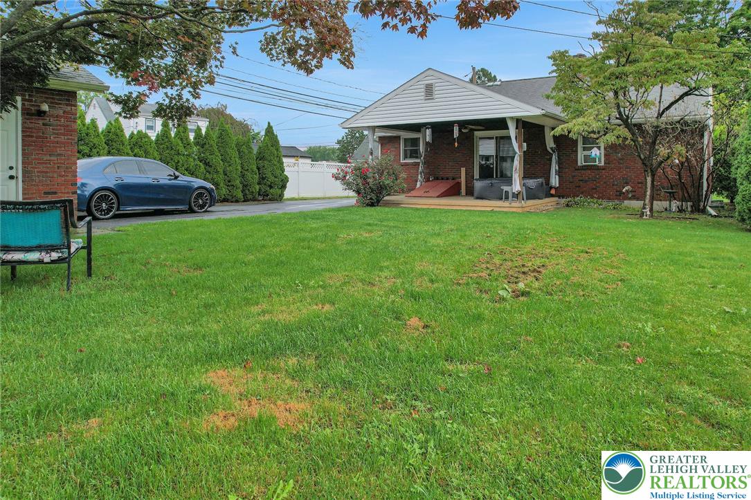 232 Sterling Street Property Photo 14