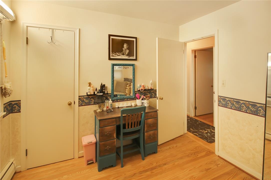 232 Sterling Street Property Photo 38