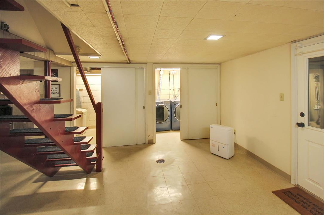 232 Sterling Street Property Photo 57