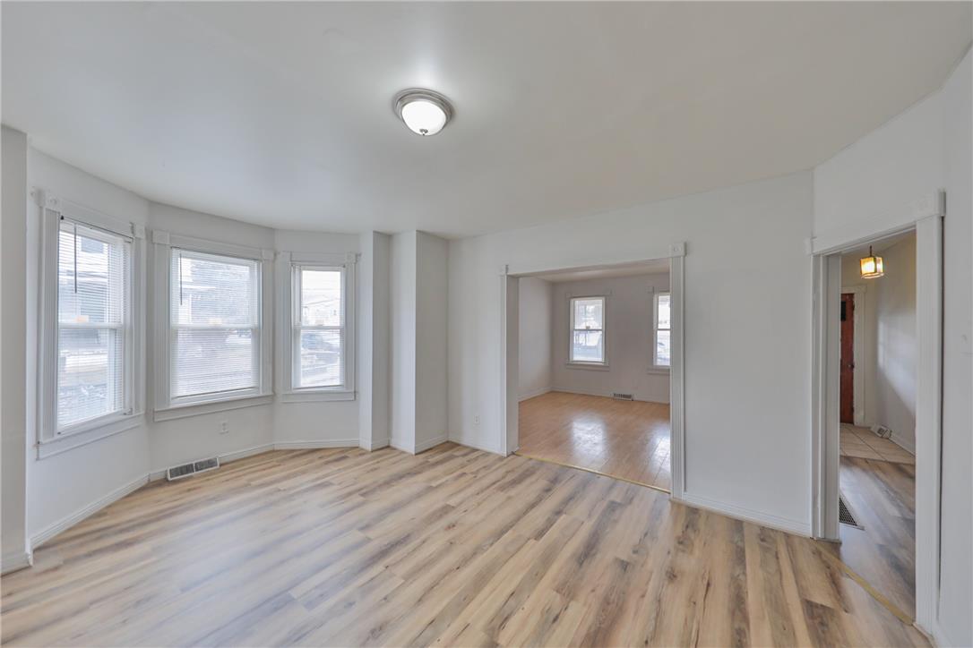 303 West Lincoln Street Property Photo 11