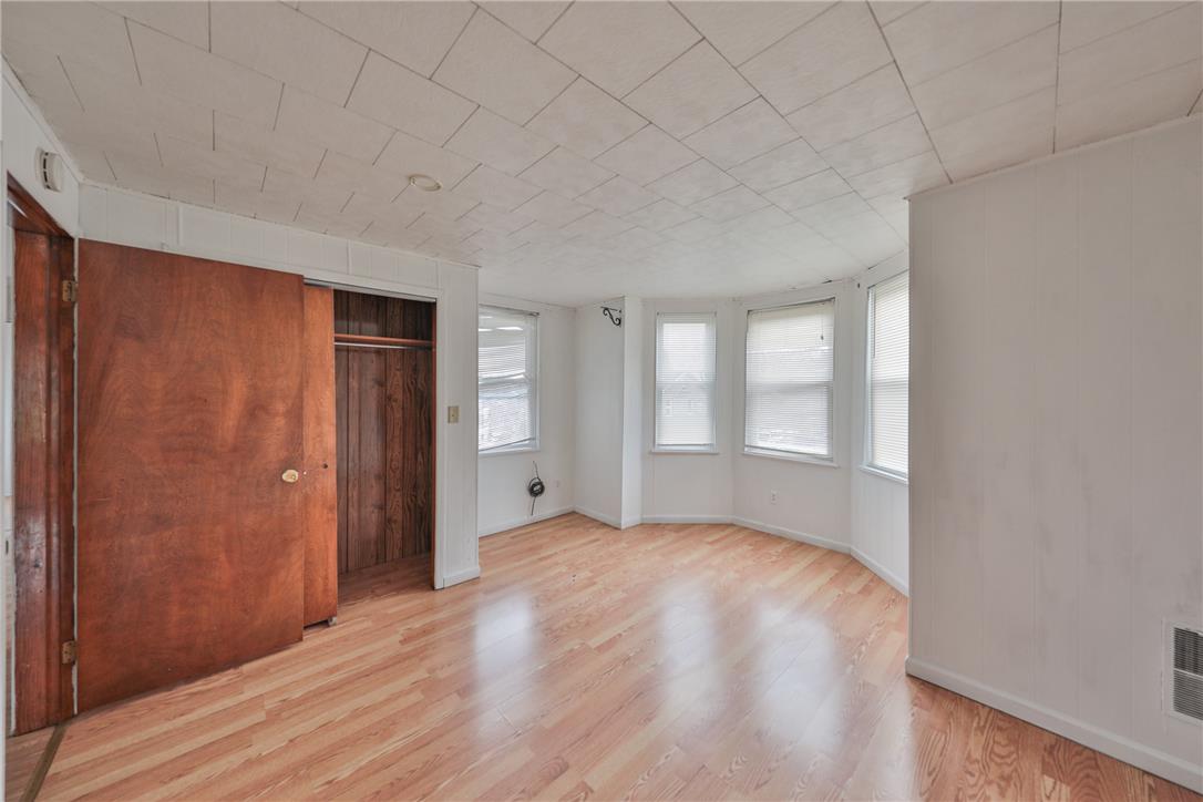 303 West Lincoln Street Property Photo 25