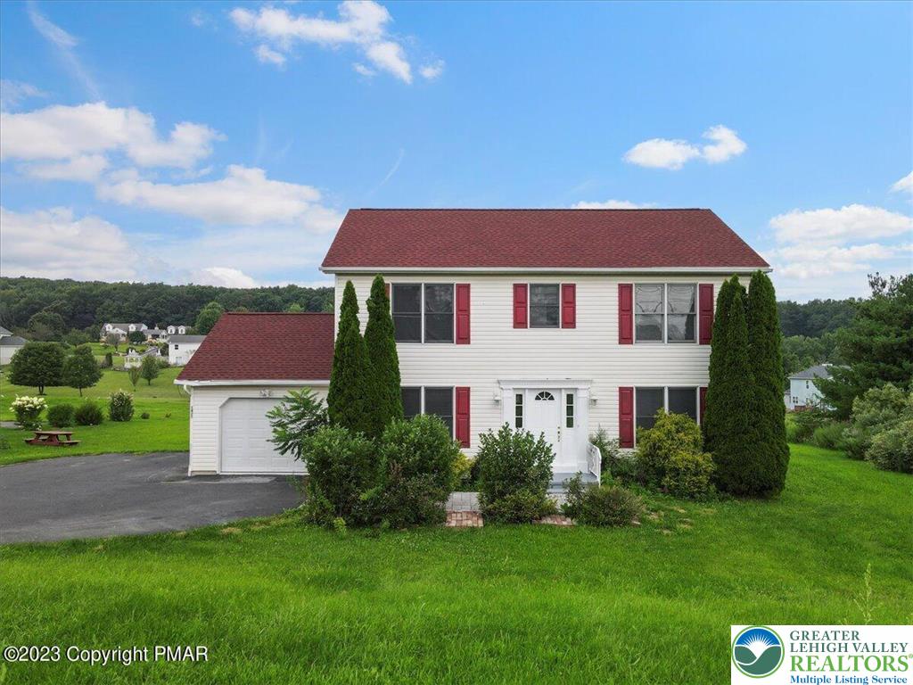 1427 Route 715 Property Photo 3