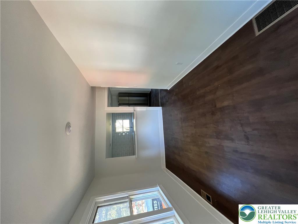 2145 Delaware Drive Property Photo 8