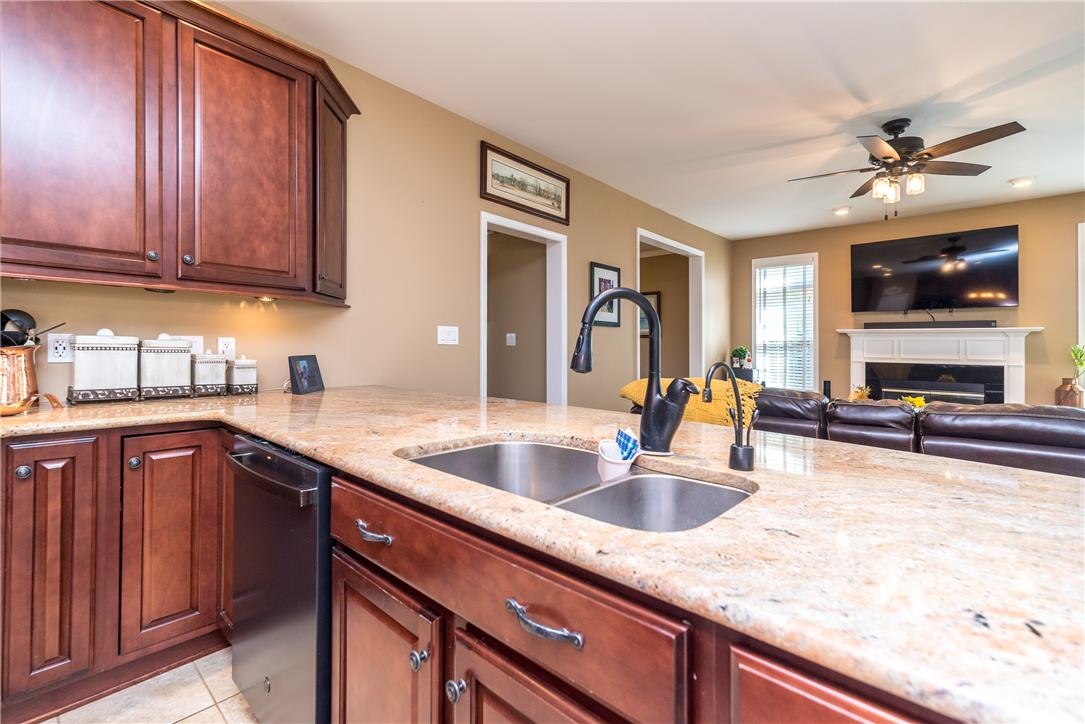 4584 Shadowstone Drive Property Photo 22