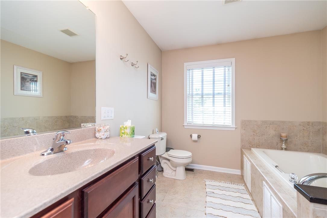 4584 Shadowstone Drive Property Photo 44