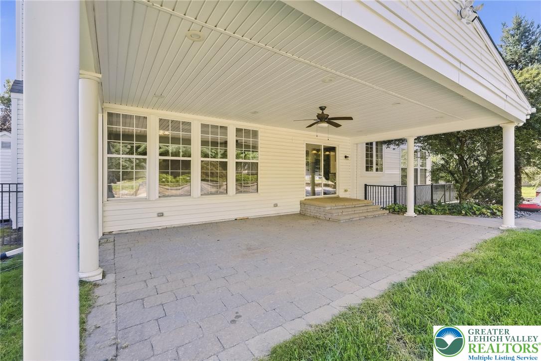 2224 Pembrooke Drive Property Photo 16