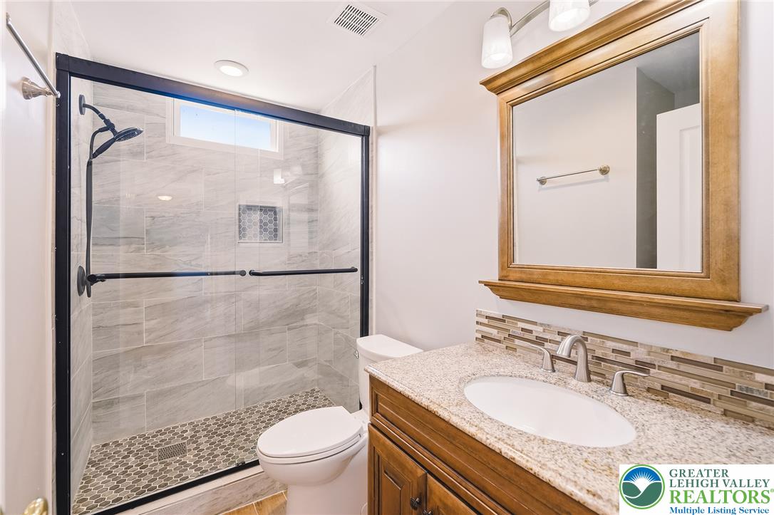 2224 Pembrooke Drive Property Photo 33