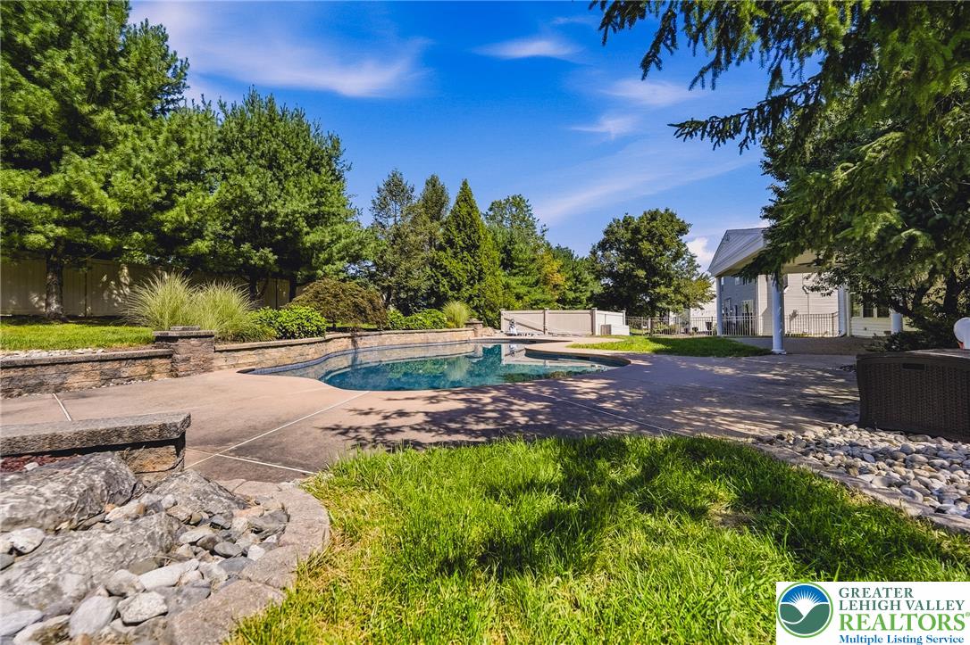 2224 Pembrooke Drive Property Photo 35