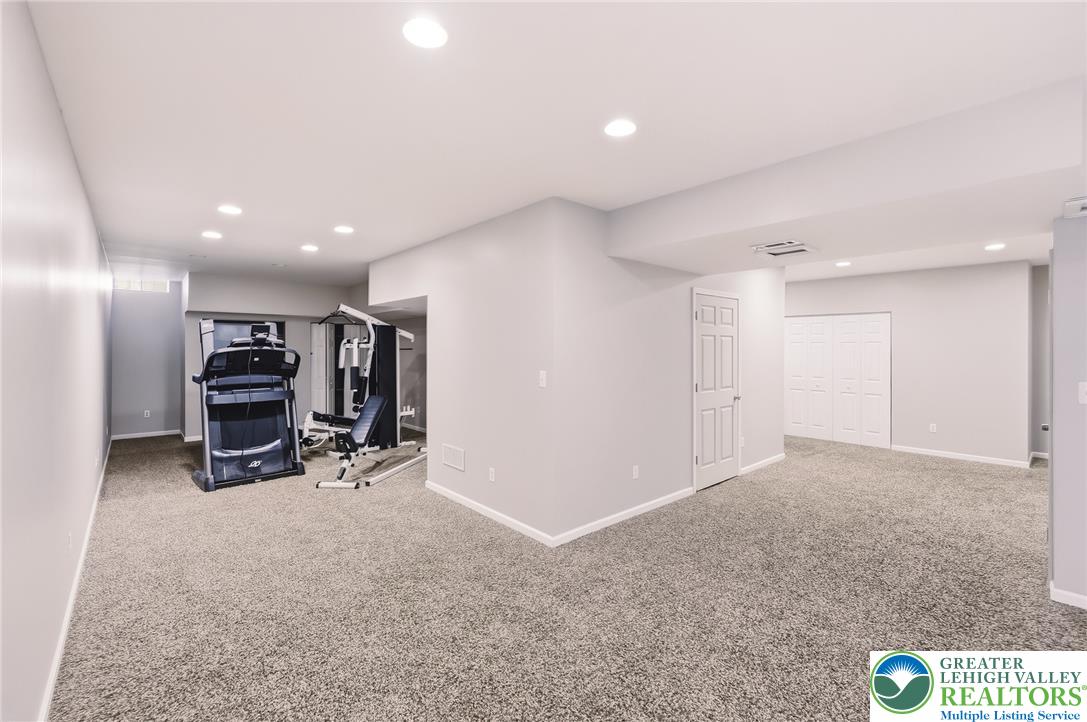 2224 Pembrooke Drive Property Photo 40