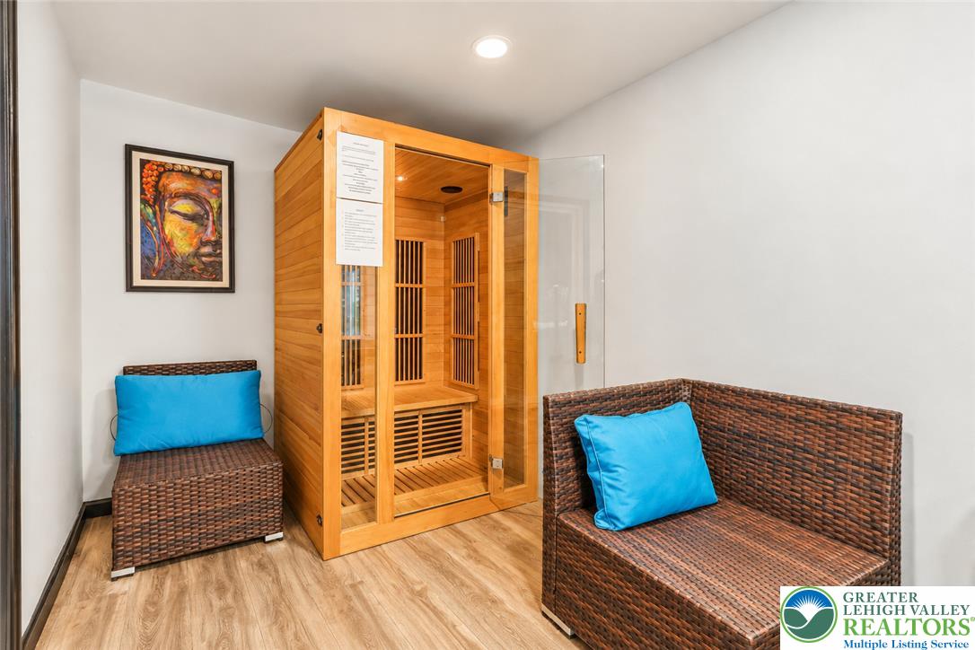 245 Somerset Drive Property Photo 19
