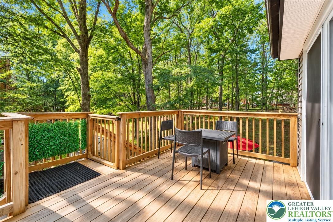 245 Somerset Drive Property Photo 32