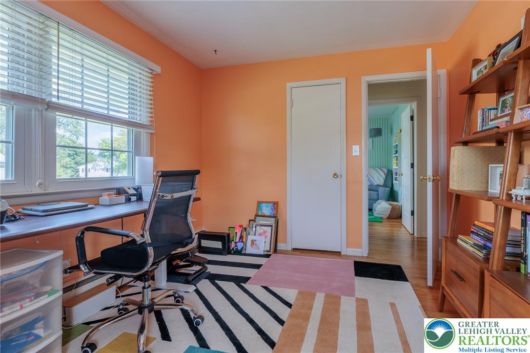924 Liberty Street Property Photo 28