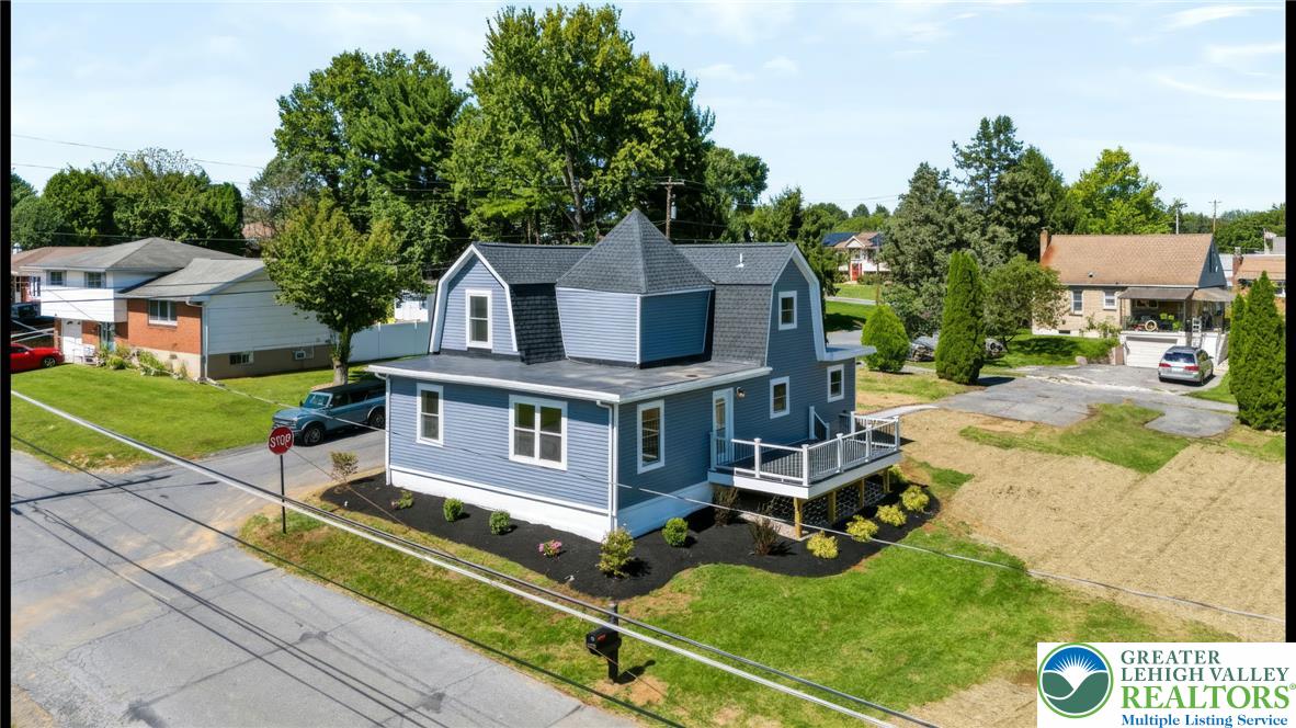 3105 Washington Street Property Photo 1