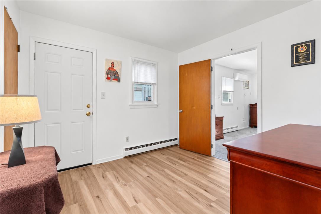 350 Maple Street Property Photo 23