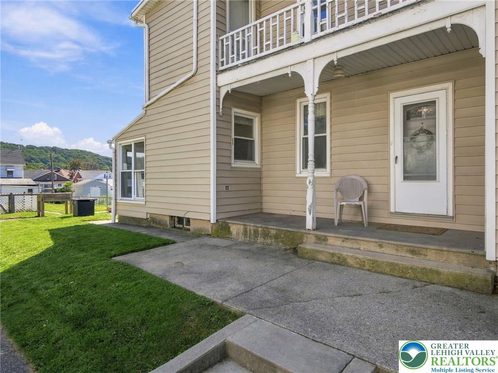 238 North Street Property Photo 9