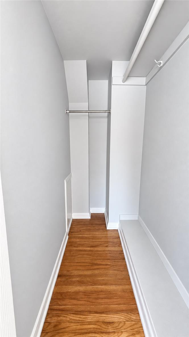 727 West Emaus Avenue Property Photo 27