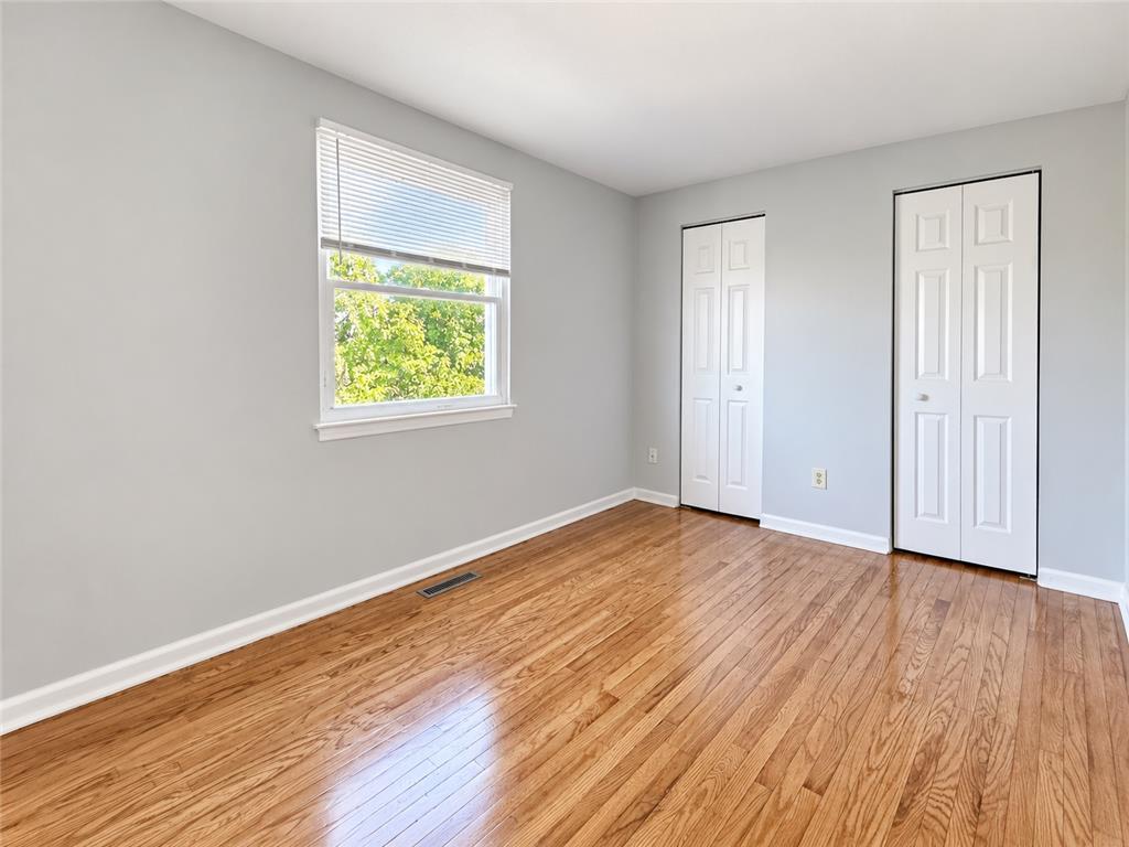 727 West Emaus Avenue Property Photo 31