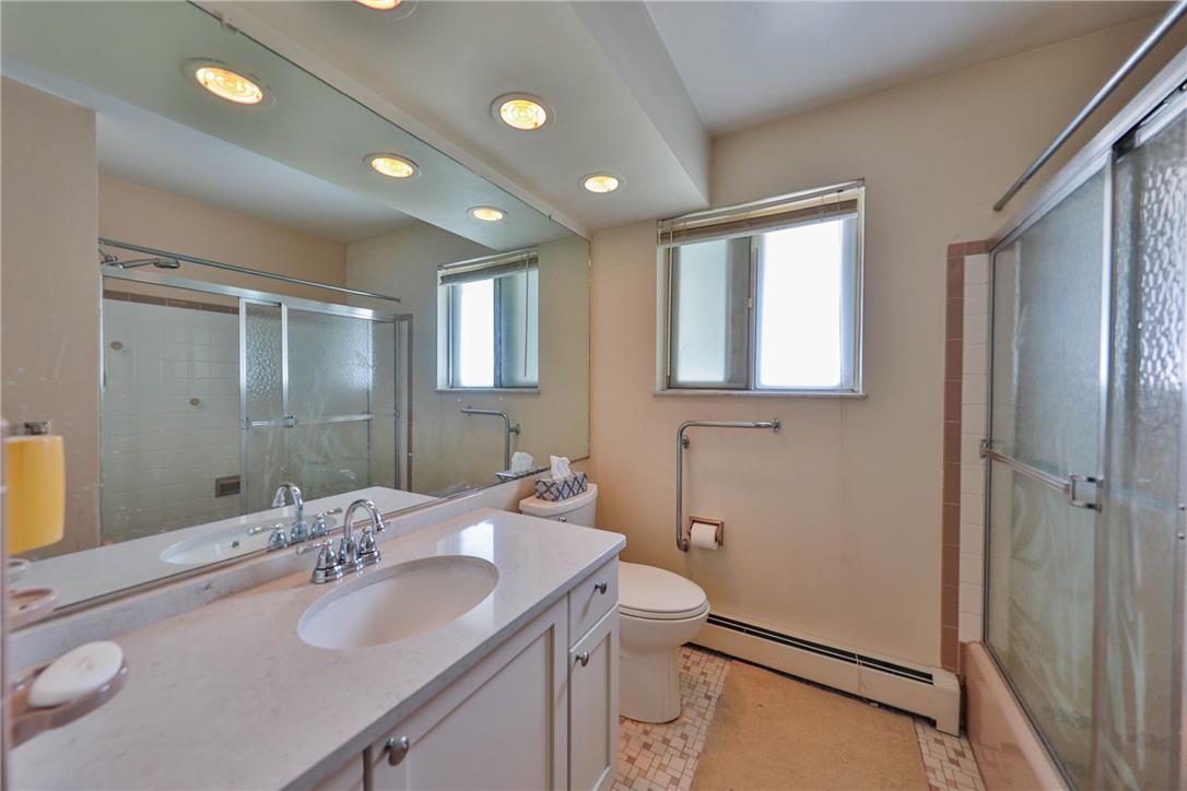 766 Franklin Avenue Property Photo 26