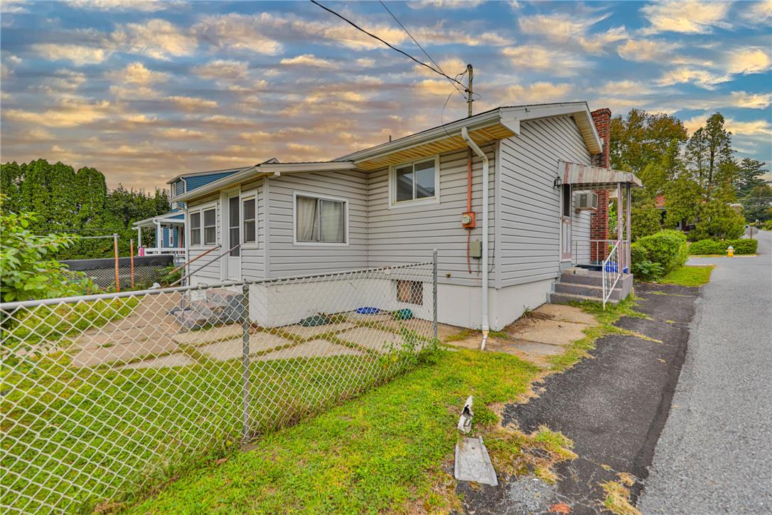 766 Franklin Avenue Property Photo 49