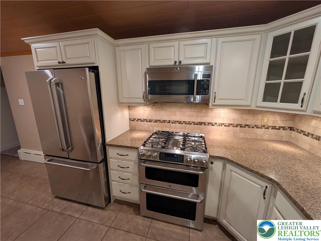 3285 Cherryville Road Property Photo 8
