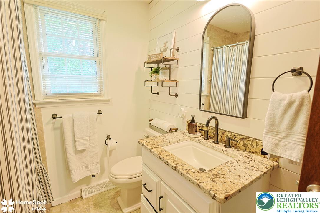 56 Jonathan Drive Property Photo 26