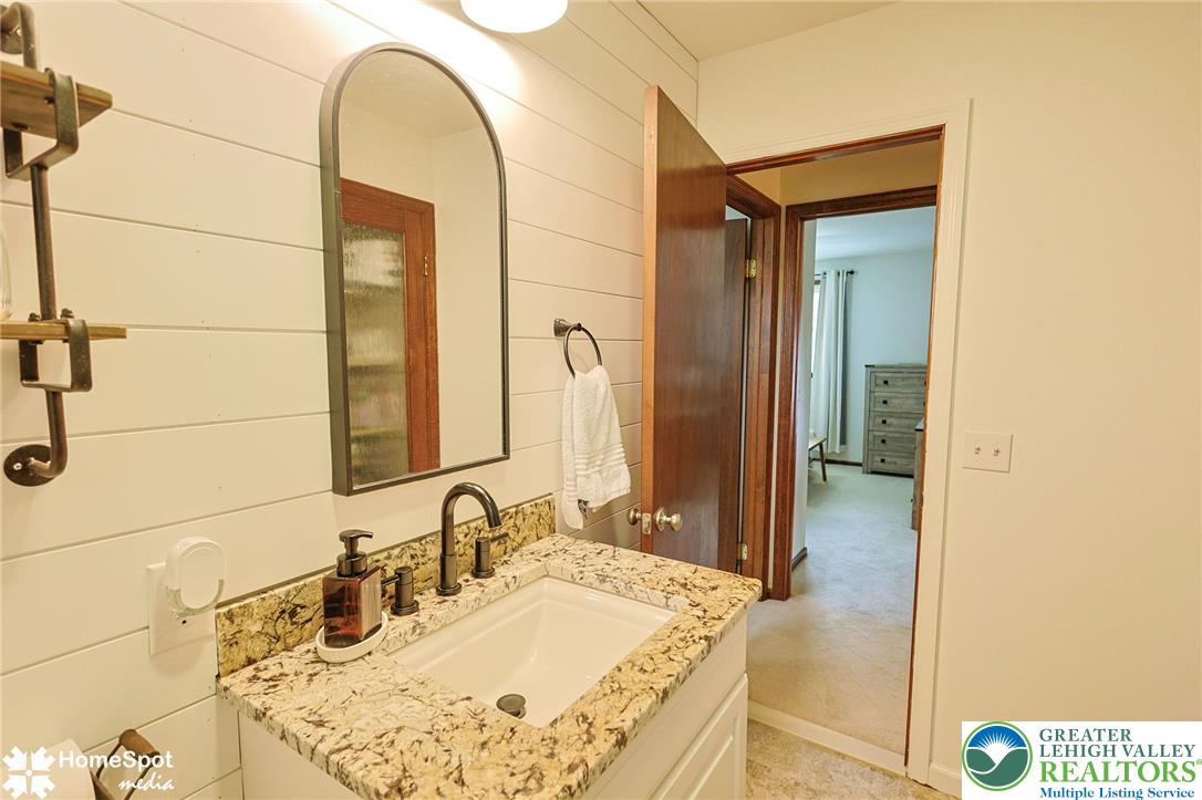 56 Jonathan Drive Property Photo 27