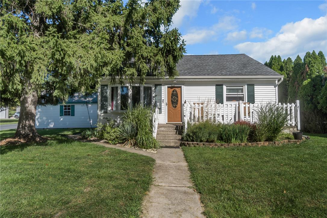 927 Summit Street Property Photo 1