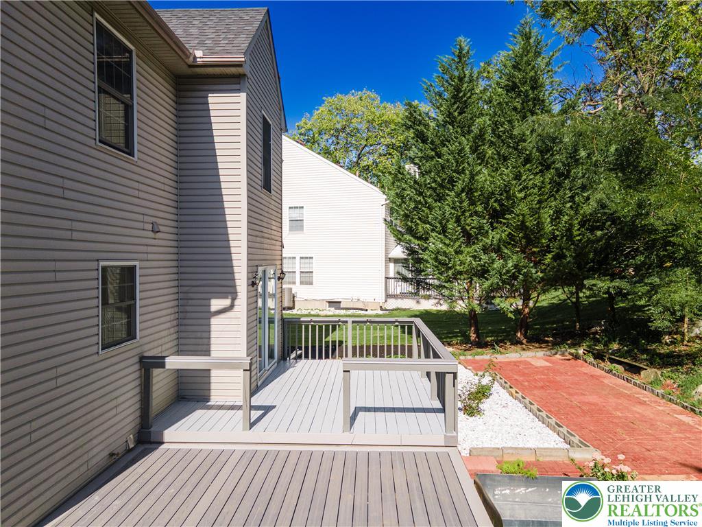 932 Pennsylvania Street Property Photo 51