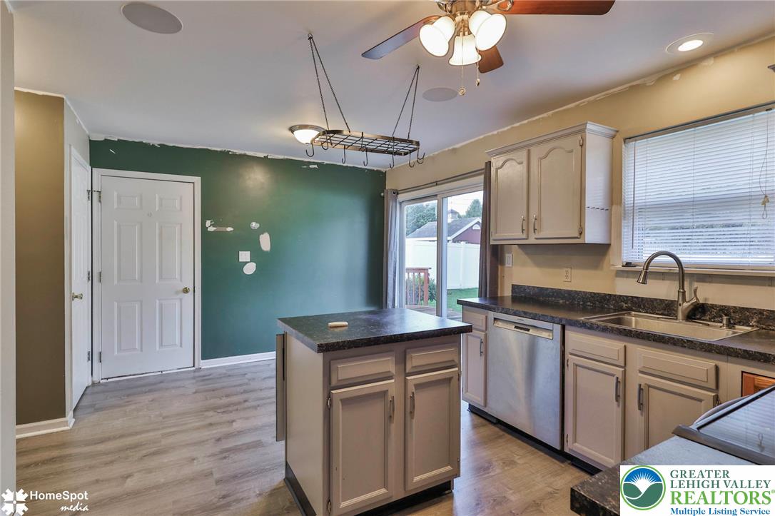 340 Avon Street Property Photo 18
